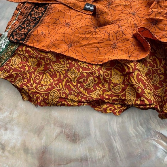 Jedzebel 80% Silk Wrap Skirt - Picture 7 of 8